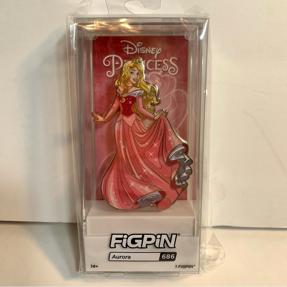 NWT. FiGPiN - Disney Princess Aurora #686